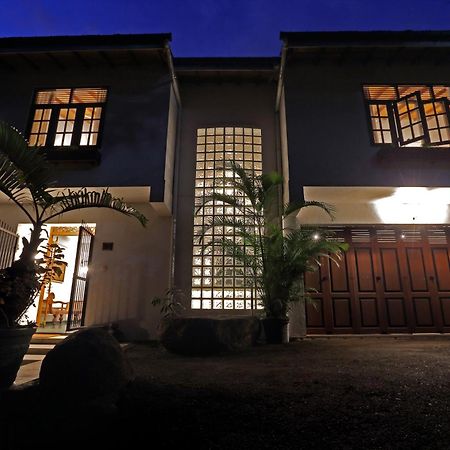 Banda Casa, Kandy Exterior photo