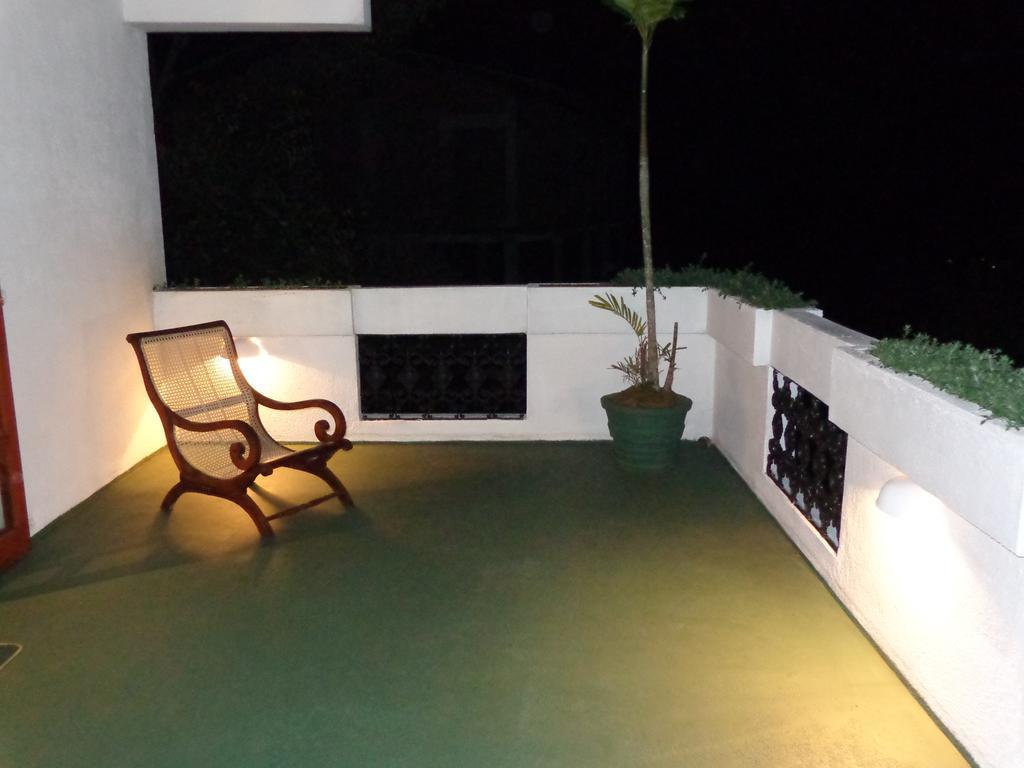 Banda Casa, Kandy Exterior photo
