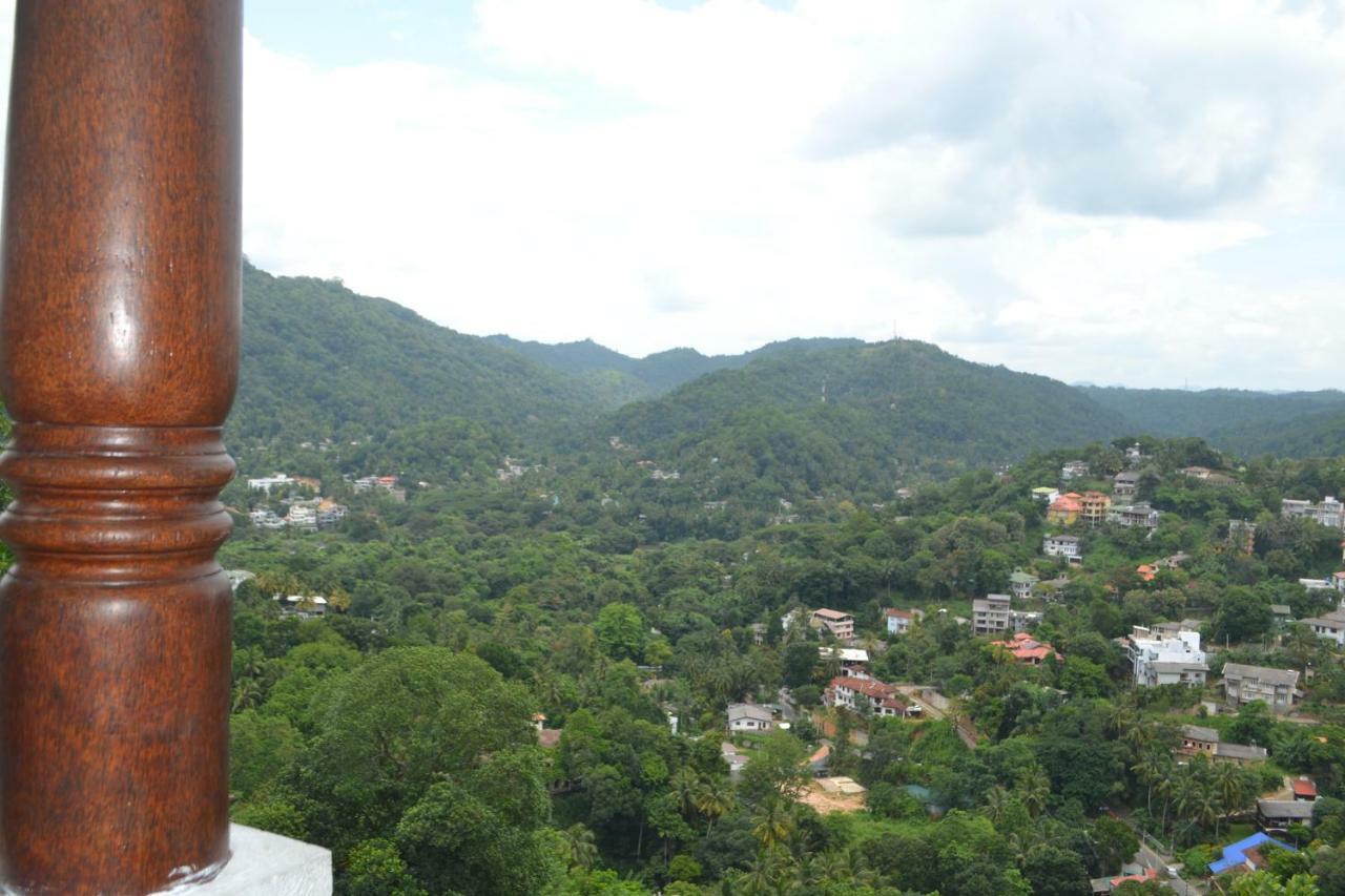 Banda Casa, Kandy Exterior photo