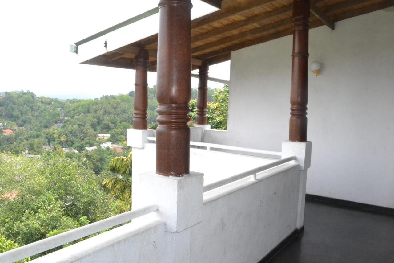 Banda Casa, Kandy Exterior photo